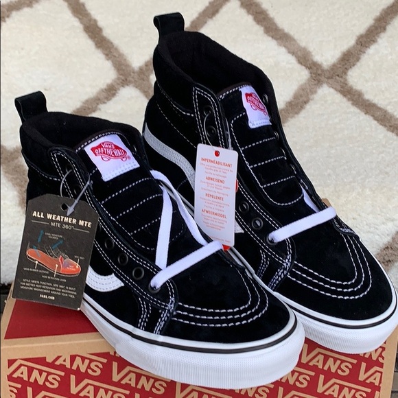 VANS SK8-HI MTE BLACK/TRUE WHITE WMNS - Picture 13 of 16